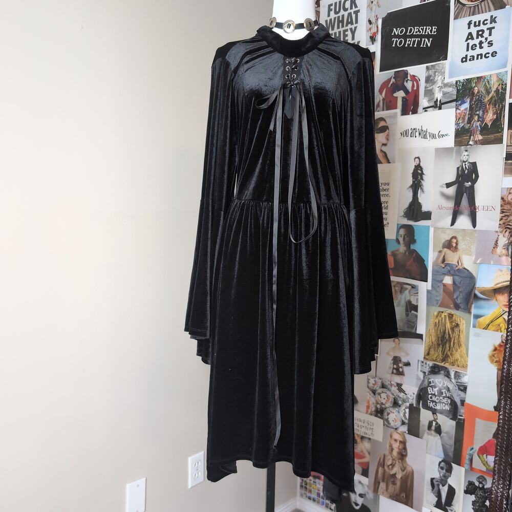Black Velvet Bell Sleeve Lace Up Dress